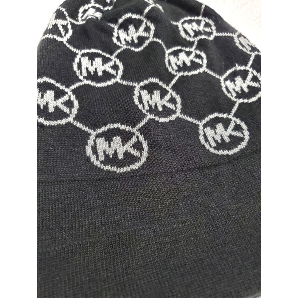 NWOT Michael Michael Kors Beanie Knit Hat O/S - Picture 4 of 5